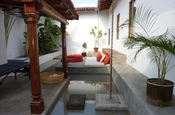 Hotel los patios